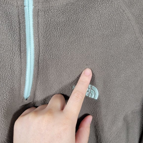 The North Face L Women Polartec Classic 1/3 zip up pullover - Picture 5 of 14